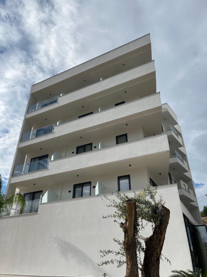 Hotel Onix Ksamil Extérieur photo